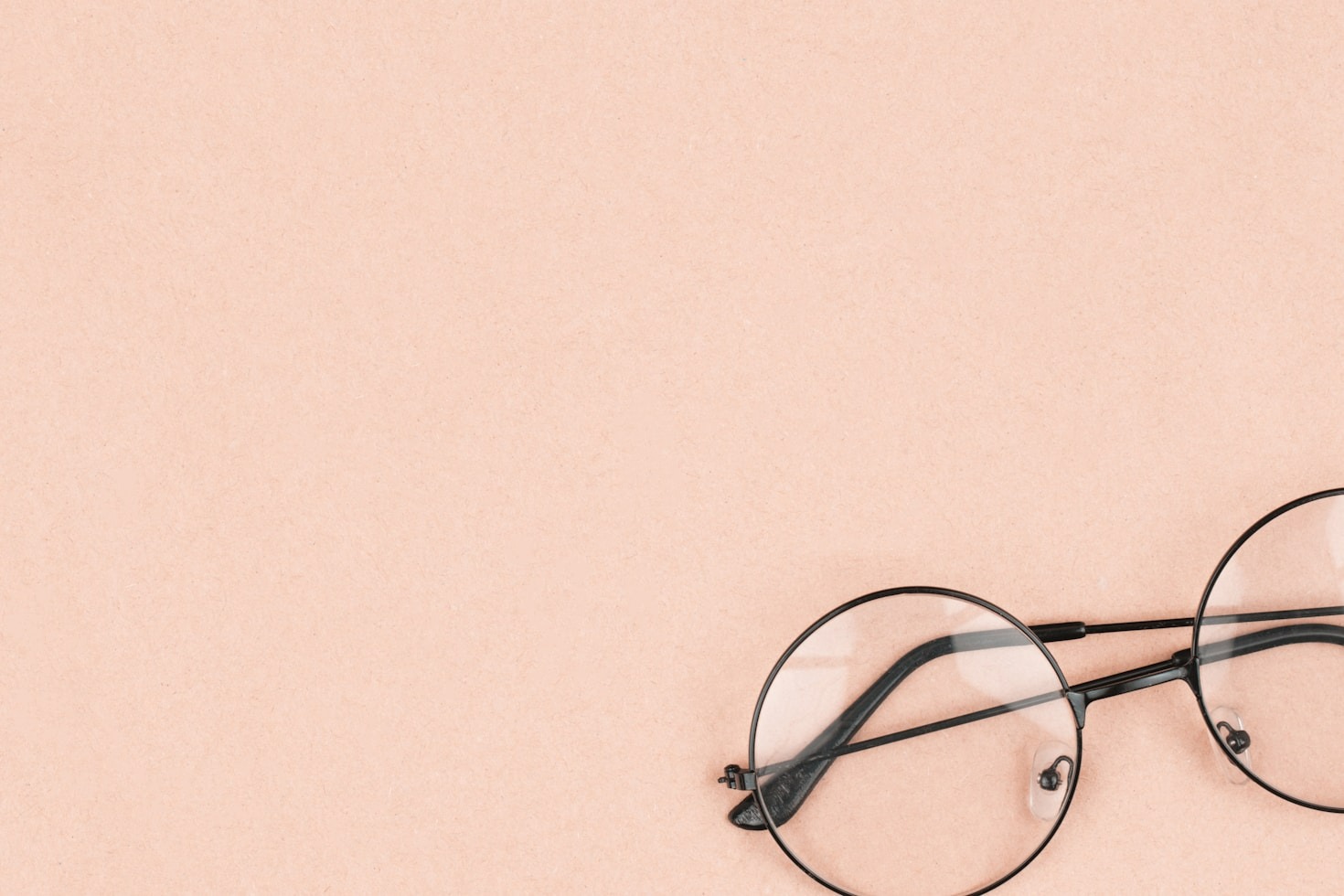 Fashion Meets Function in Eyewear Trends